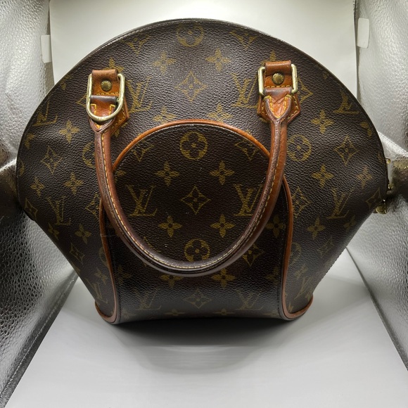 Louis Vuitton Monogram Ellipse PM Handbag - Picture 7 of 7